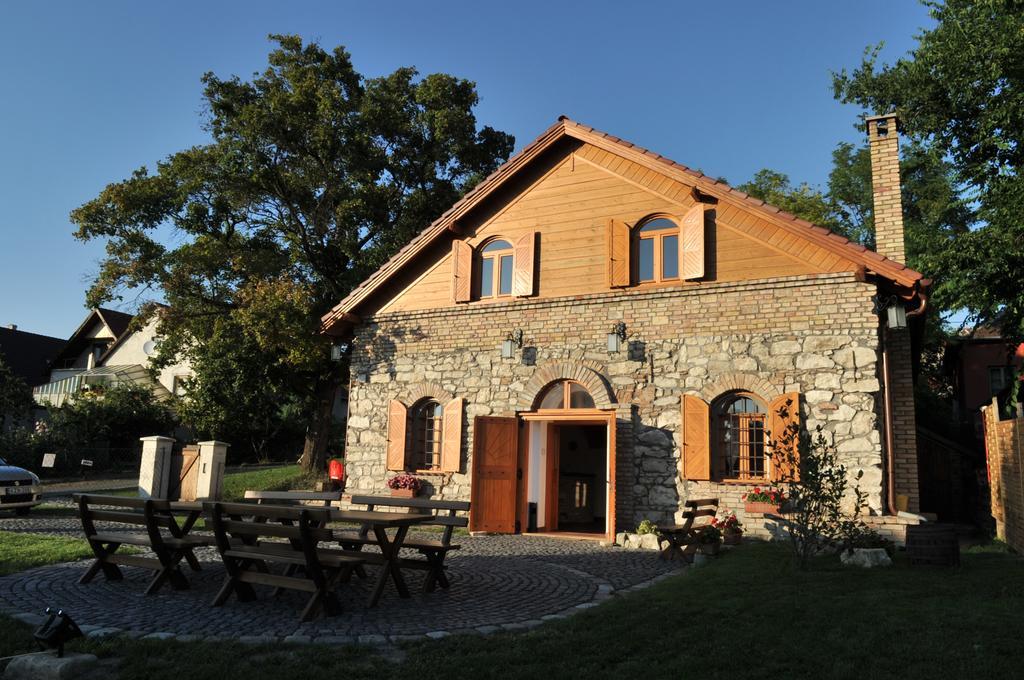 Cifrapince Es Vendeghaz Villa Tordas Dış mekan fotoğraf